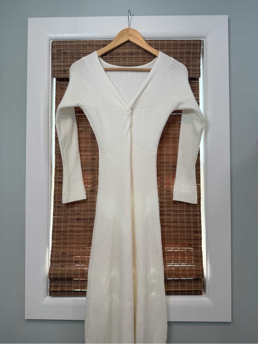 Women's Cream Ribbed Knit V-Neck Dress